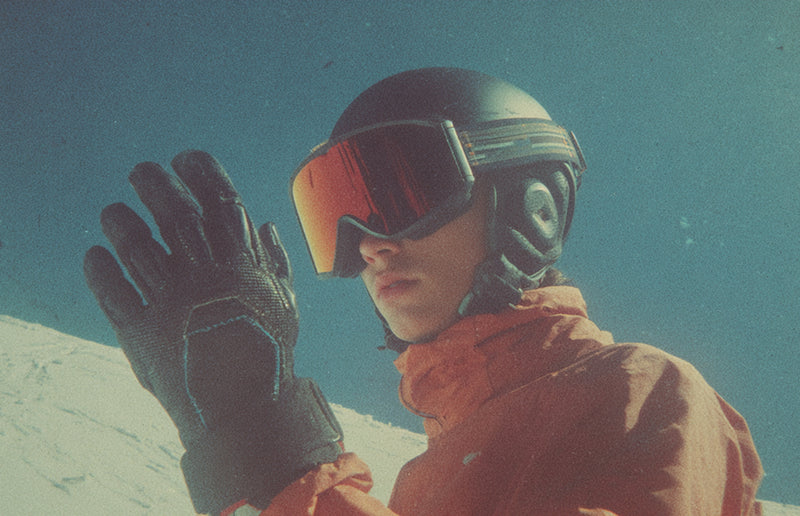 MOVEMENT IS THE INTERFACE →  CONTROL YOUR MUSIC WITH A FLICK OF THE  WRIST.